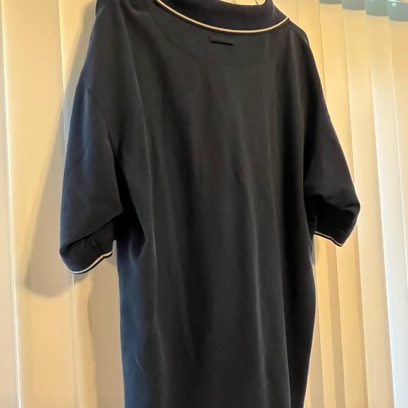 Black Columbia Collar T Shirt - Picture 2 of 3